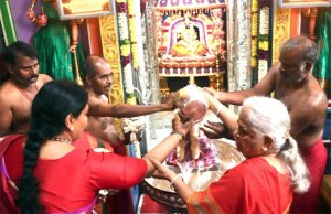மேல்மருவத்தூரில் ஆடிப்பூர விழா கோலாகலம் : லட்சக்கணக்கான செவ்வாடை பக்தர்கள் பங்கேற்பு!