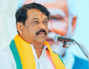 திமுக அரசின் ஊழல் கோட்டை சுக்குநூறாக இடியும்: நயினார் நாகேந்திரன் குற்றச்சாட்டு!